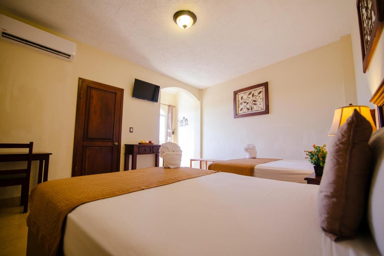 Hotel Quinta Maya Flores Exterior photo