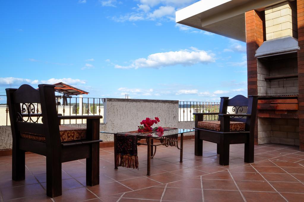 Hotel Quinta Maya Flores Exterior photo