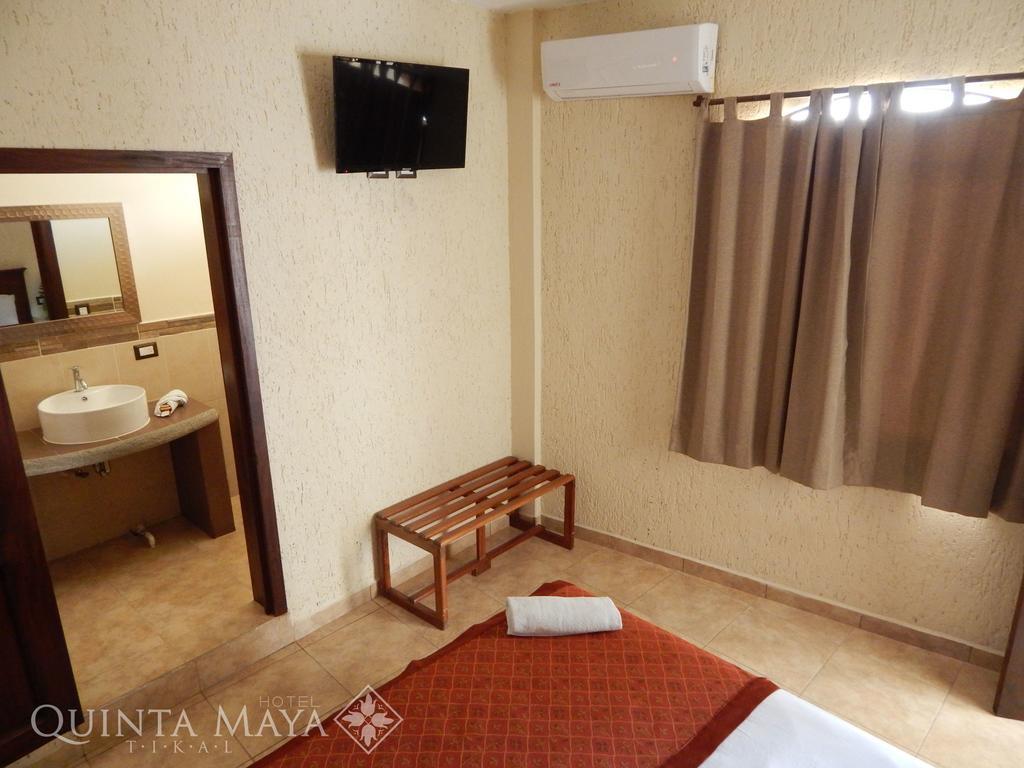 Hotel Quinta Maya Flores Exterior photo