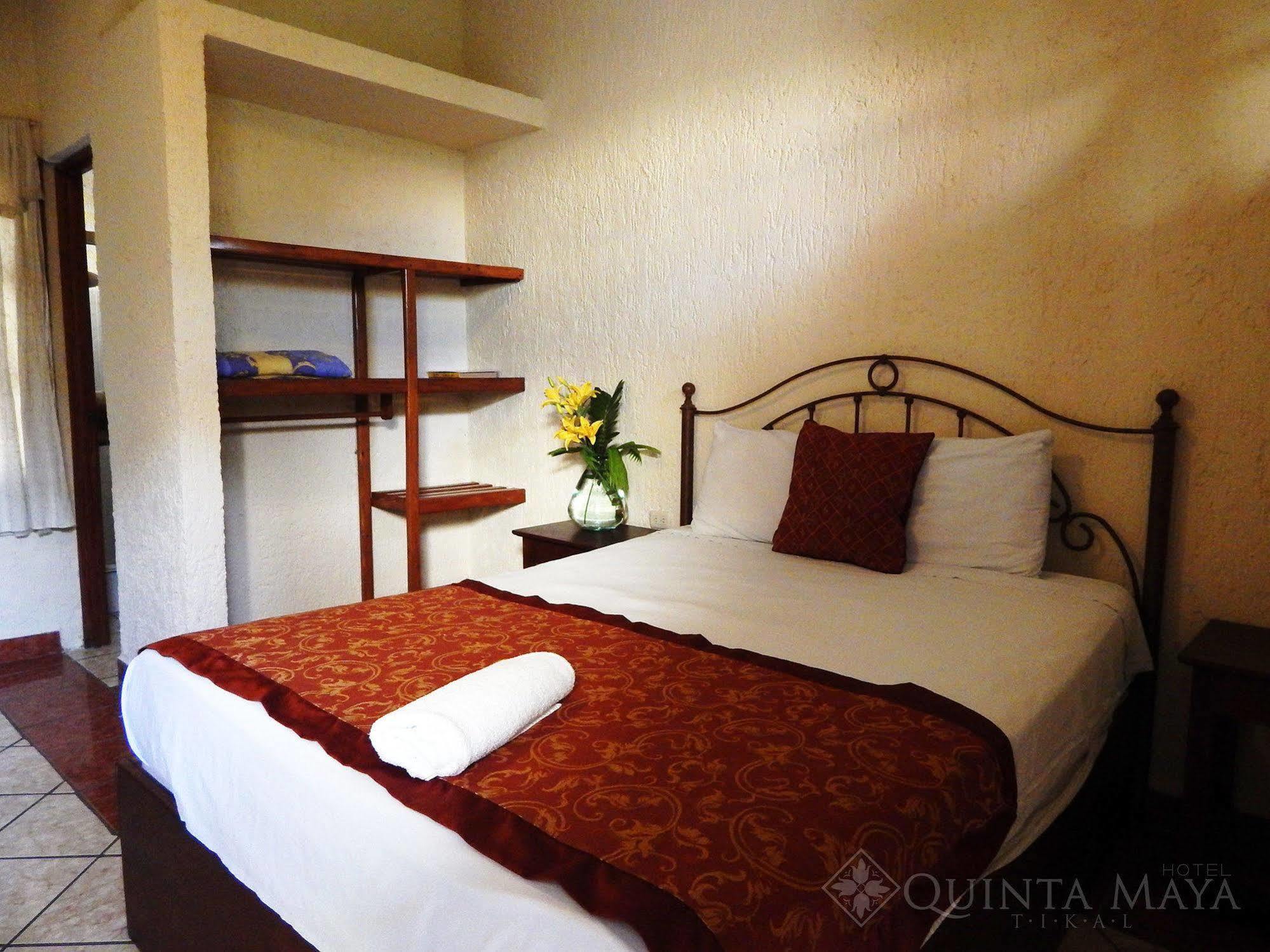 Hotel Quinta Maya Flores Exterior photo